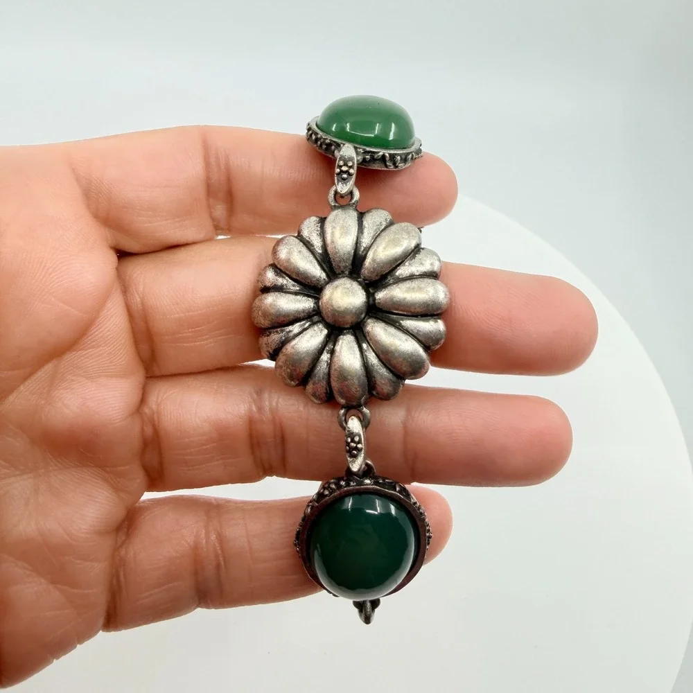 Vintage Boho Flower Bracelet Green Navy Cabochon Silver Tone